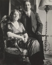 Piet Mondrian and Greta Heijbroek, September 1911. Photographer Unknown.